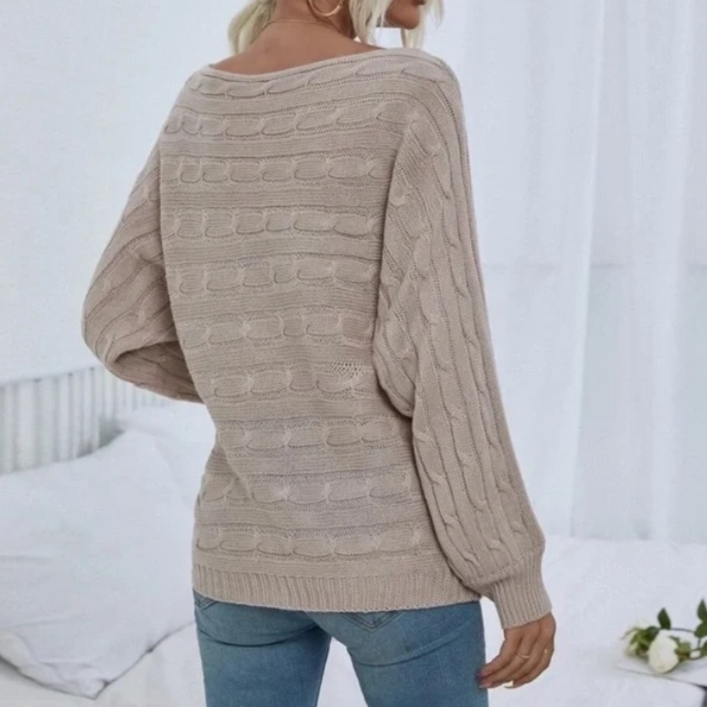 Luxe Cozy Cable Knit Oversized Sweater Top - Picture 2 of 14